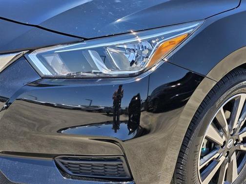 2022 Nissan Versa 1.6 SV