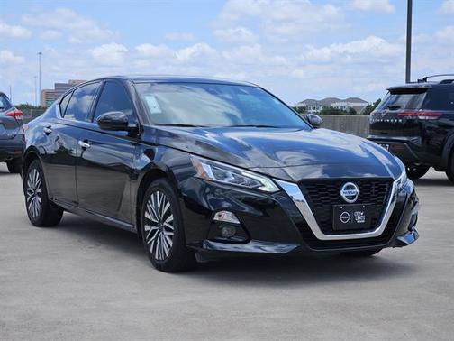 2022 Nissan Altima 2.5 SL