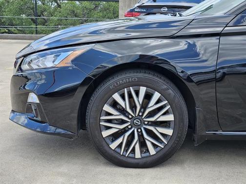 2022 Nissan Altima 2.5 SL