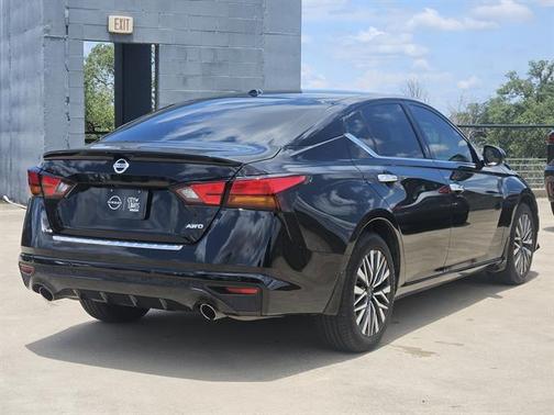 2022 Nissan Altima 2.5 SL