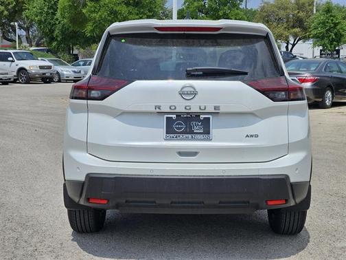 2025 Nissan Rogue S