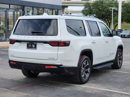 2023 Jeep Wagoneer Series III