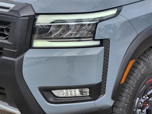 2025 Nissan Frontier PRO-X