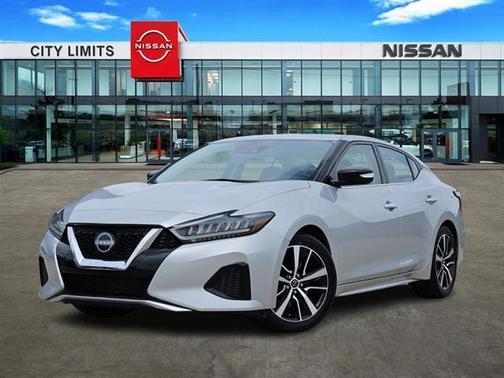 2023 Nissan Maxima SV