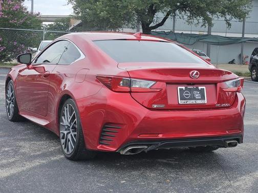 2017 Lexus RC 200t Base