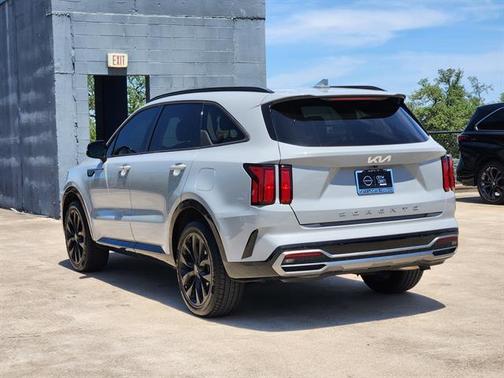 2022 Kia Sorento SX