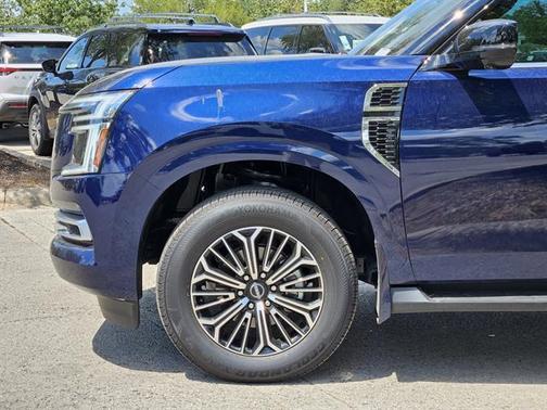 2025 Nissan Armada Platinum