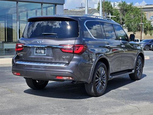 2024 INFINITI QX80 SENSORY