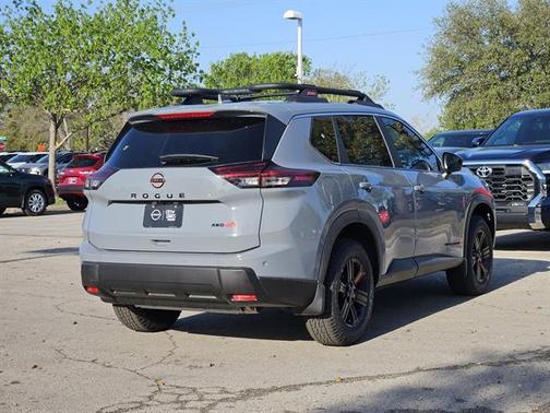 2025 Nissan Rogue Rock Creek