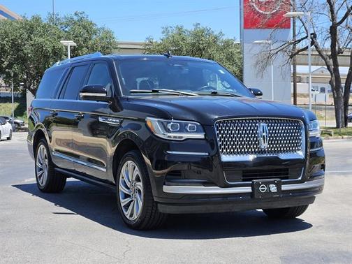 2023 Lincoln Navigator L Reserve