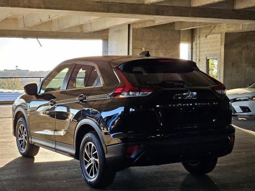 2022 Mitsubishi Eclipse Cross ES