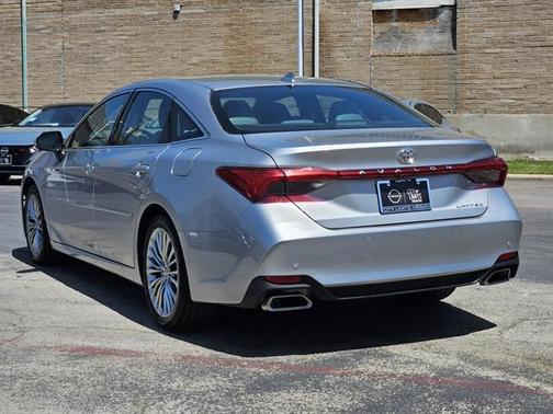 2022 Toyota Avalon Limited
