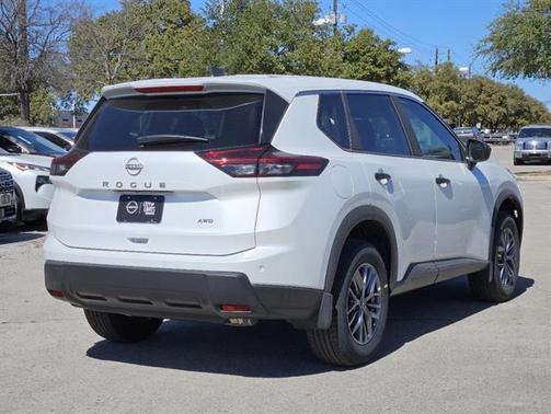 2025 Nissan Rogue S