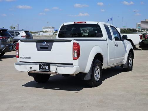 2017 Nissan Frontier S