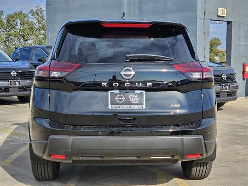 2025 Nissan Rogue S