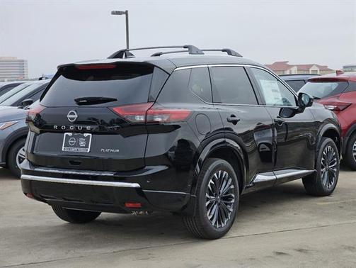 2025 Nissan Rogue Platinum