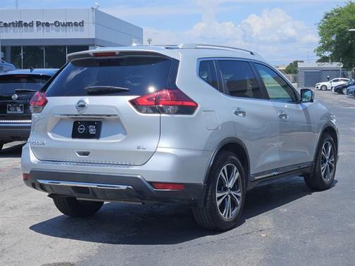 2017 Nissan Rogue SL
