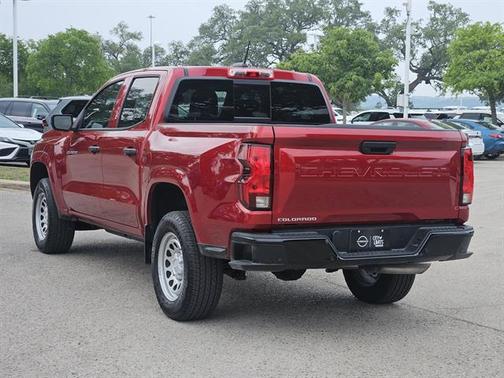 2024 Chevrolet Colorado WT
