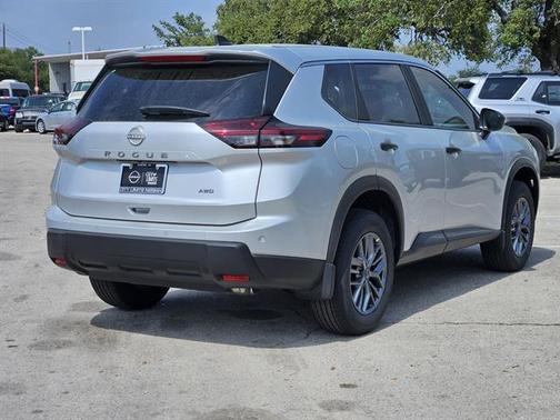 2025 Nissan Rogue S