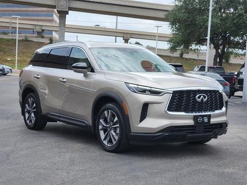 2024 INFINITI QX60 Luxe