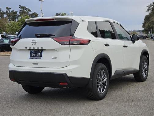 2025 Nissan Rogue S