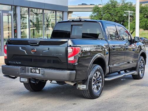 2022 Nissan Titan PRO-4X
