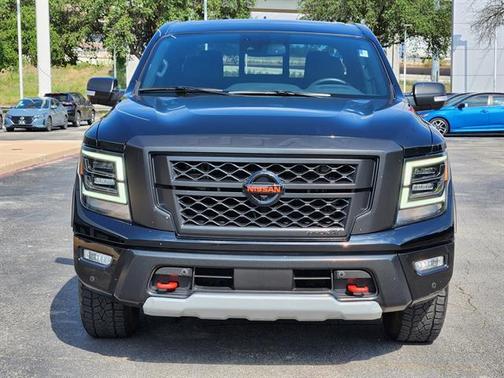 2022 Nissan Titan PRO-4X