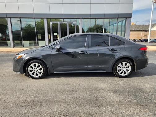 2025 Toyota Corolla Hybrid LE