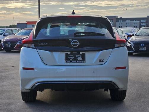 2024 Nissan Leaf SV PLUS