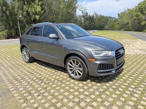 Gray 2018 Audi Q3 2.0T Premium