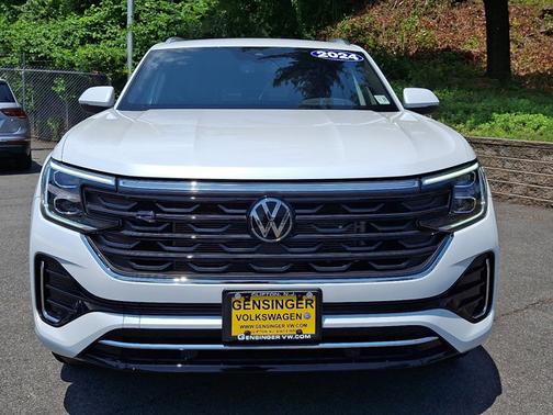 2024 Volkswagen Atlas Cross Sport 2.0T SEL R-Line