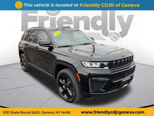 Diamond Black Crystal Pearlcoat 2026 Jeep Grand Cherokee Limited