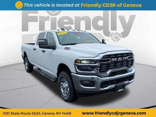 2025 RAM 2500 Tradesman Crew Cab 4x4 8' Box