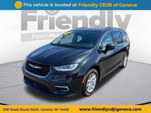 2022 Chrysler Pacifica Touring L