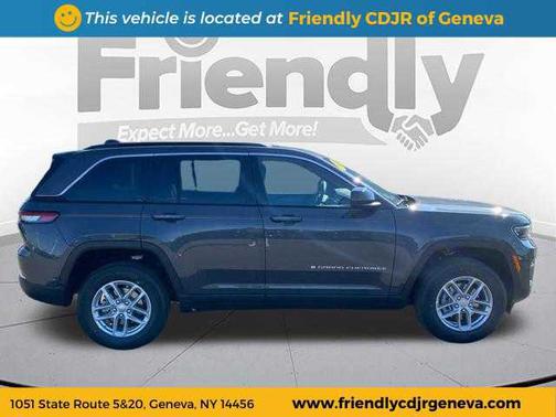 2025 Jeep Grand Cherokee Laredo