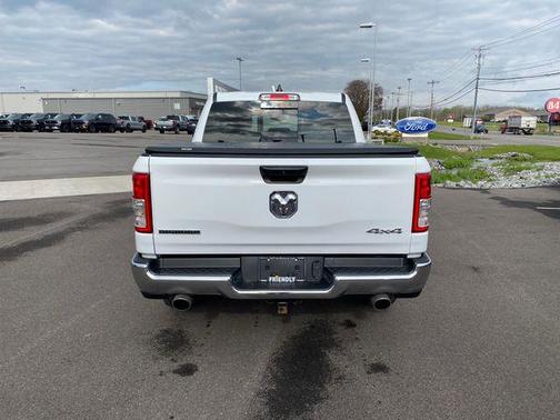 Bright White Clearcoat 2023 RAM 1500 Big Horn/Lone Star