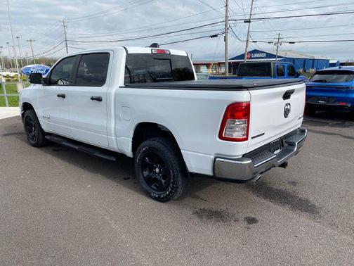 Bright White Clearcoat 2023 RAM 1500 Big Horn/Lone Star