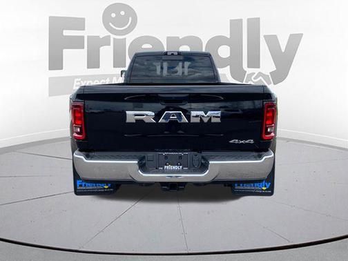 Diamond Black Crystal Pearlcoat 2026 RAM 3500 Tradesman Crew Cab 4x4 8' Box