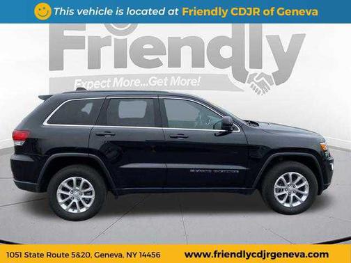 2022 Jeep Grand Cherokee Laredo