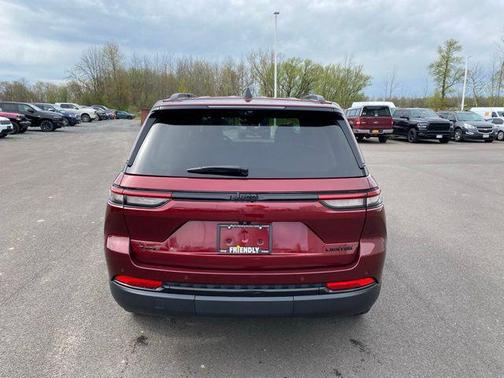 Velvet Red Pearlcoat 2023 Jeep Grand Cherokee Limited