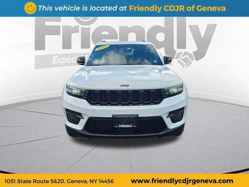 2022 Jeep Grand Cherokee Altitude