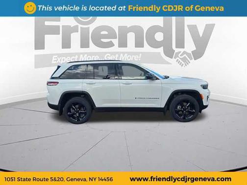 2022 Jeep Grand Cherokee Altitude