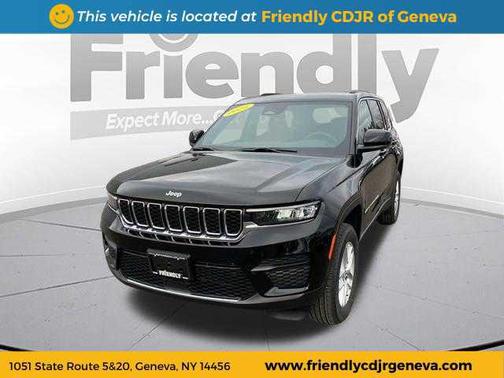 2025 Jeep Grand Cherokee Laredo