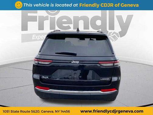 2025 Jeep Grand Cherokee Laredo