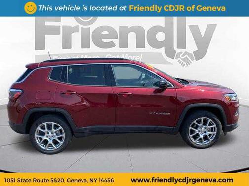 2022 Jeep Compass Latitude Lux