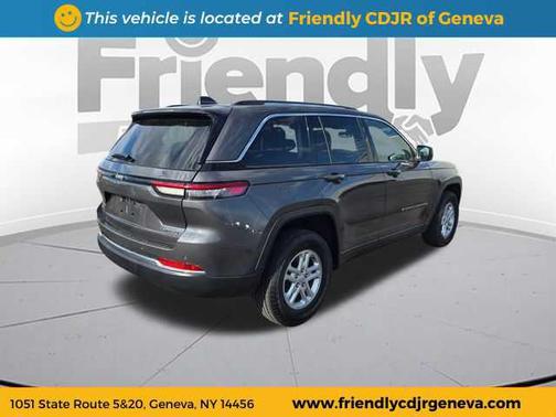 2023 Jeep Grand Cherokee Laredo