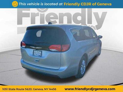 2026 Chrysler Voyager LX