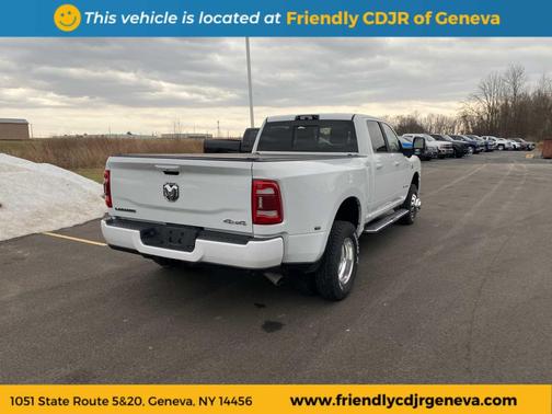 2024 RAM 3500 Laramie Crew Cab 4x4 8' Box