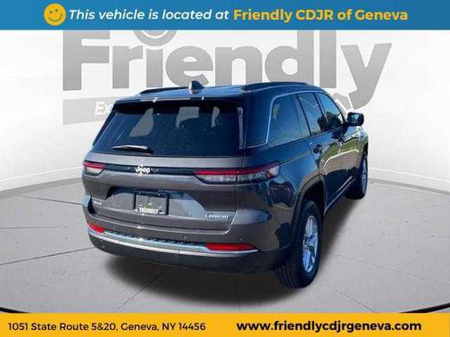 2025 Jeep Grand Cherokee Laredo
