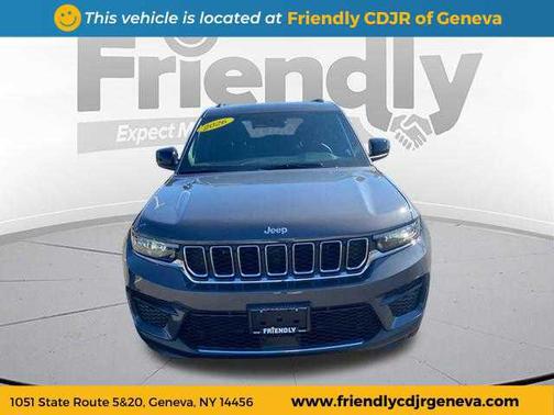 2025 Jeep Grand Cherokee Laredo